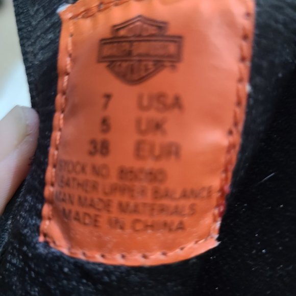 Harley Davidson Black Motorcycle Boots with Side Zip & 4" High Heel - Size 7 - Picture 7 of 15